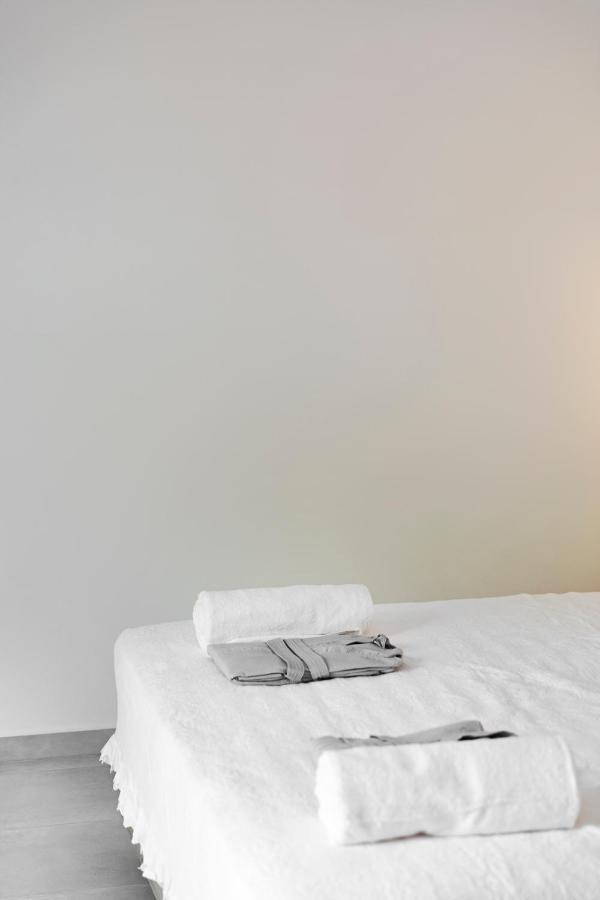 Dasylio - Earthy Living Vila